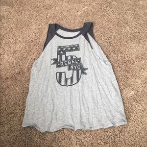 Grey tank